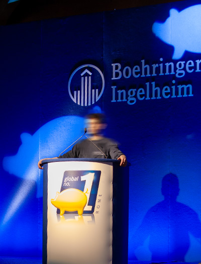 Bühne mit Lichtkonzept der Global Conference der Boehringer Ingelheim Animal Health GmbH